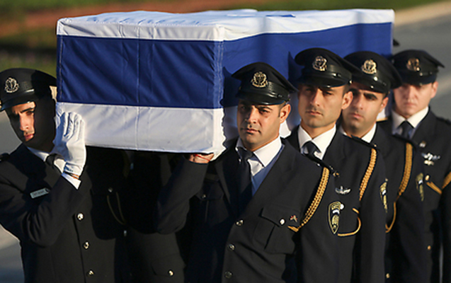 Pereslə vida mərasimi başladı - Obamadan görünməmiş jest + FOTO