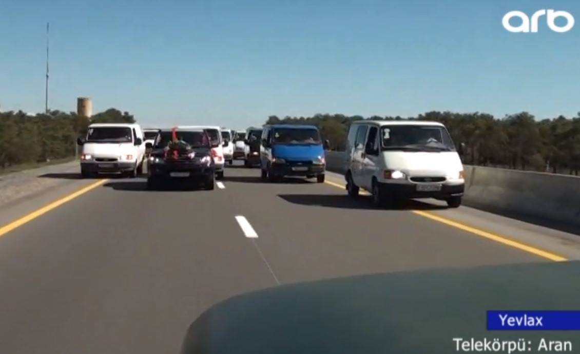 Azərbaycanda qeyri-adi toy karvanı - VİDEO - FOTO