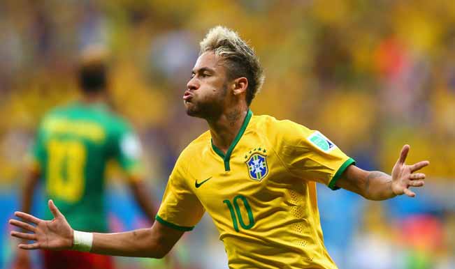 Braziliyalı futbolçu hökuməti məhkəməyə verib