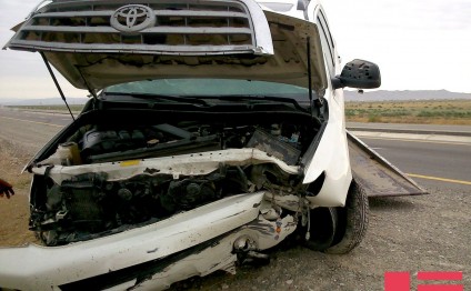 Şəmkirdə ağır qəza: 1 ölü, 1 yaralı