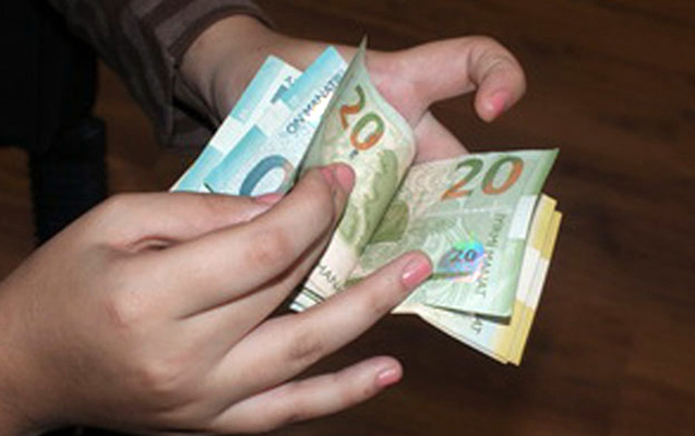 Sumqayıt sakini 9 nəfərə 35 min manat “atdı”
