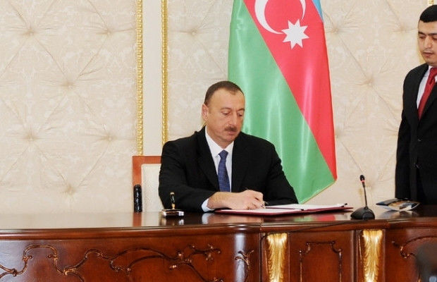 İlham Əliyev təhsil işçilərini təltif edib – SİYAHI