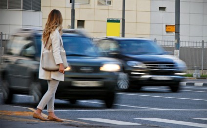 Müəllim Günündə müəllimi maşın vurdu