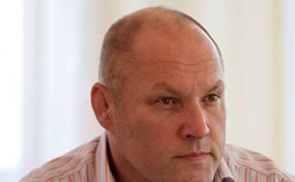 Azərbaycan millisinin baş məşqçisinə zorlama ittihamı