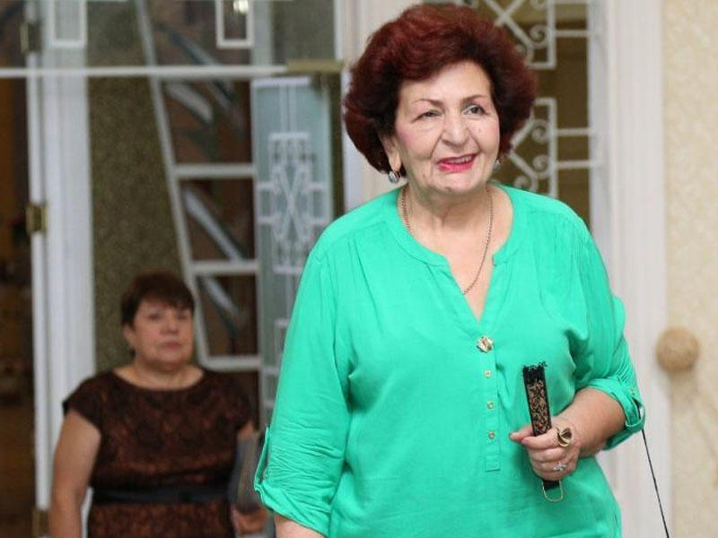 Öldüyü deyilən aktrisa- “Belə şouya ehtiyacım yoxdur...”