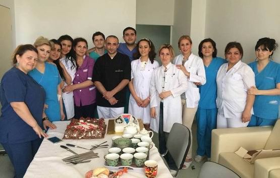 Uşaq ürək cərrahı Elnur Həsənov: “Kim istəsə bizim əməliyyatlarda iştirak edə bilər”