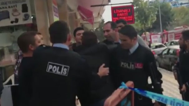 İstanbulda Polis Mərkəzi yaxınlığında partlayış: beş nəfər yaralanıb - YENİLƏNİB