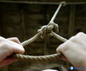 Bakıda 15 yaşlı məktəbli qız özünü asaraq intihar edib