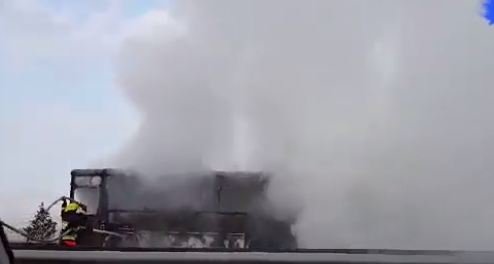 Bakıda sərnişin avtobusu yanıb kül oldu - ANBAAN VİDEO