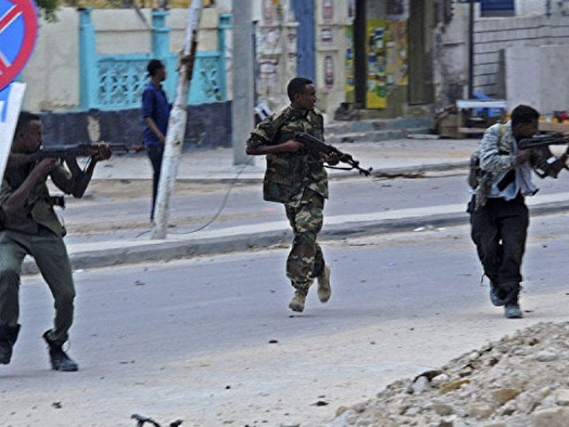 General və 5 cangüdəni öldürüldü