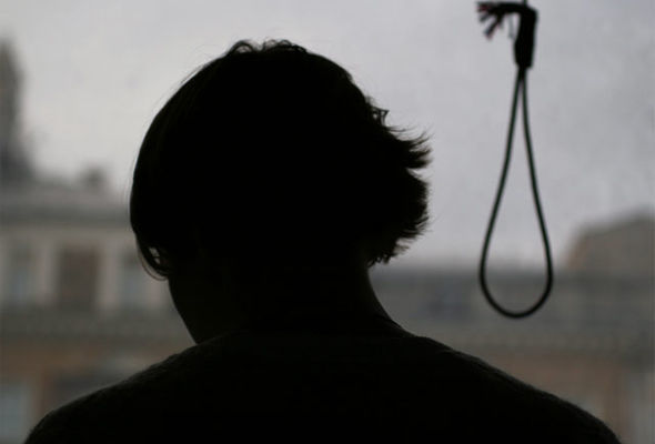 Şamaxıda 21 yaşlı qız intihar etdi