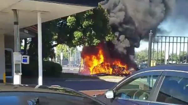 SON DƏQİQƏ ! Təyyarə qəzası baş verdi - Ərazidə güclü yanğın