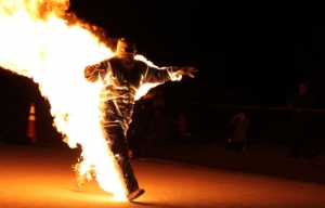 Azərbaycanda 45 yaşlı kişi özünü yandırıb