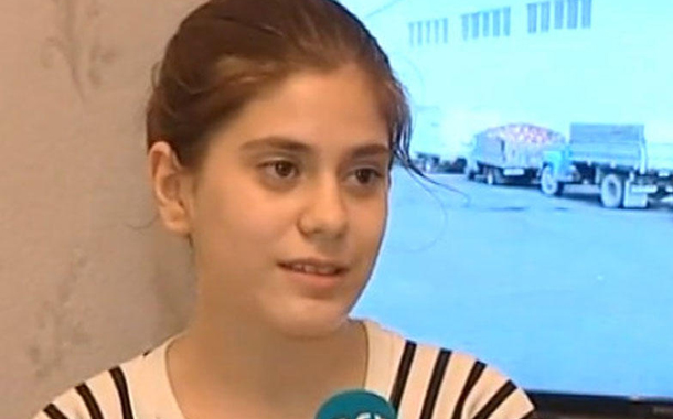 Qeyri-adi bacarığı olan 13 yaşlı qız — 