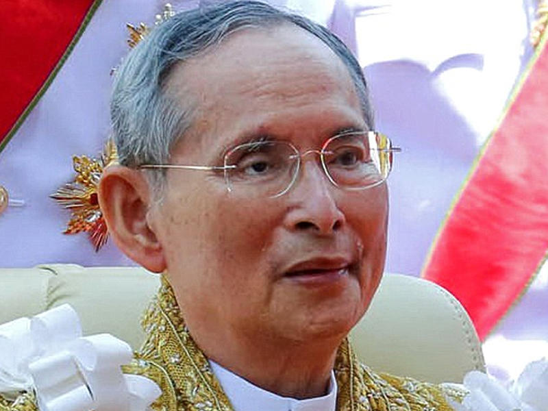 Taylandın kralı vəfat etdi