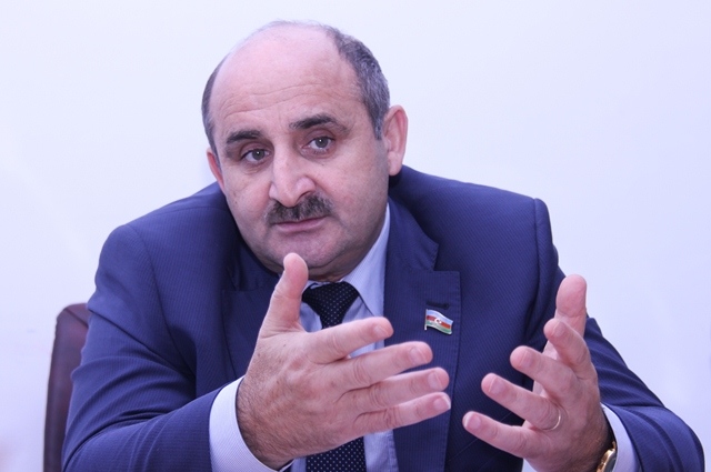 Deputatdan AZAL-a sərt ittiham: `Dilənçilik edirlər`