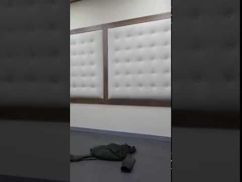 Gödəkçəsini başına çevirir, yerə oturur və yox olur- İnanılmazdır VİDEO