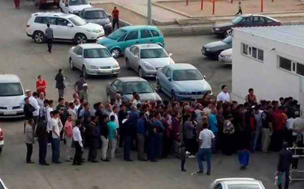 Türkmənistan mağazalarında uzun növbələr... — FOTOLAR