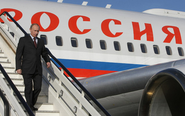 Putin Hindistana gedib