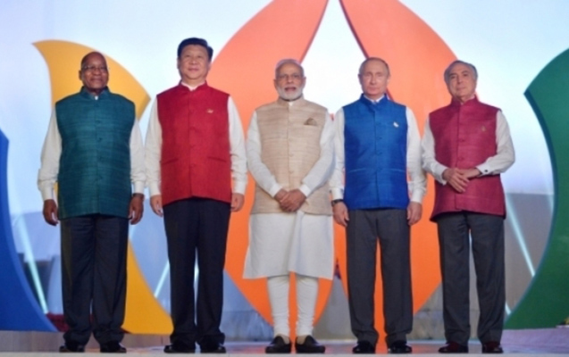 Hindistanda BRİCS sammiti başladı