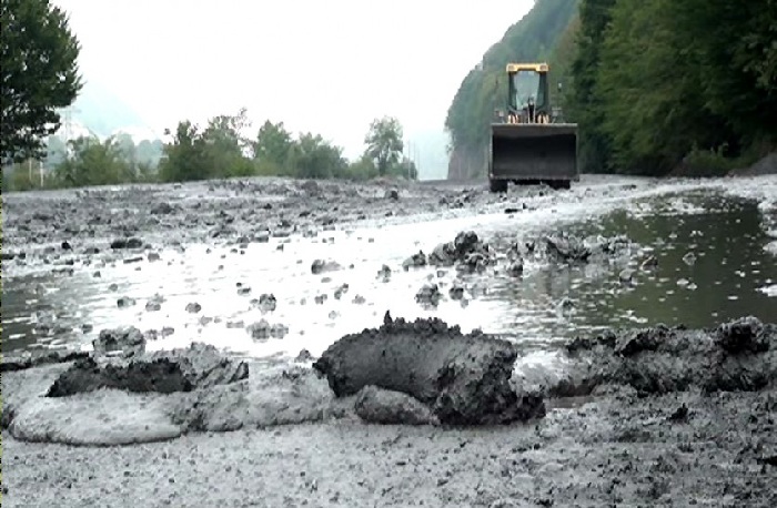 Qəbələdə otelləri su basıb - Ciddi fəsadlar var - Fotolar