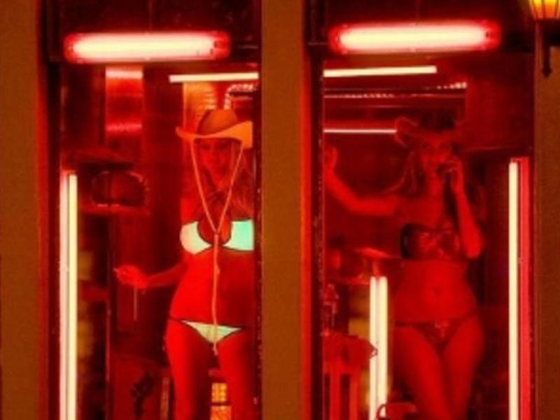 Barlar bağlandı - turistlər ayağa qalxdılar