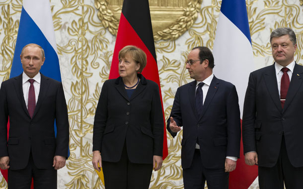 Dünyanın diqqəti Berlində — Liderlərin görüşü başladı