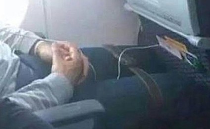 Kişini ələ salmaq istəyən qadın pərt oldu - FOTO