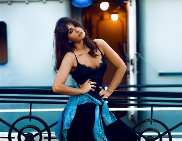 Pərvin Abıyeva hədələdi: “O nəsilsizin dərsini verəcəyəm” - FOTO