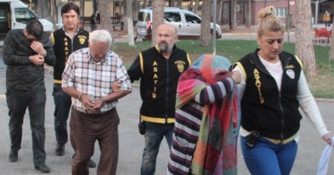 14 yaşlı qızla atasının yaratdığı dəstənin şok cinayətlər - FOTO/VİDEO