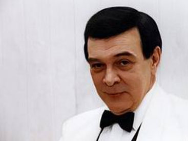 Müslüm Maqomayevin anım günüdür