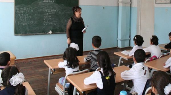 Müəllimlərin maaşı artacaq