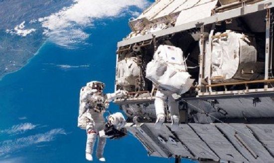 Kosmosdan - CANLI YAYIM - VİDEO