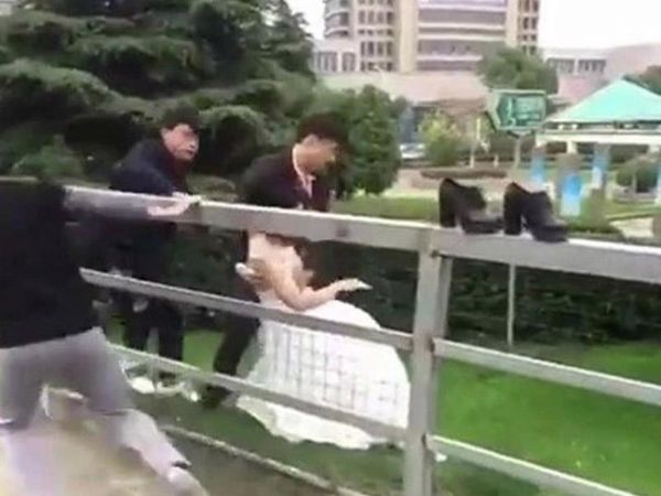 Gəlin toy günü yıxıldı - Ayağa qalxıb neylədi, bəyə belə söylədi... - VİDEO