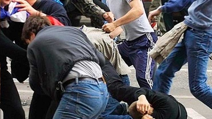 Bakıda polis kursantları arasında dava - Bıçaqlanan var