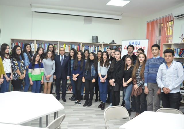 Azay Quliyev tələbələrin suallarını cavablandırıb – FOTOLAR