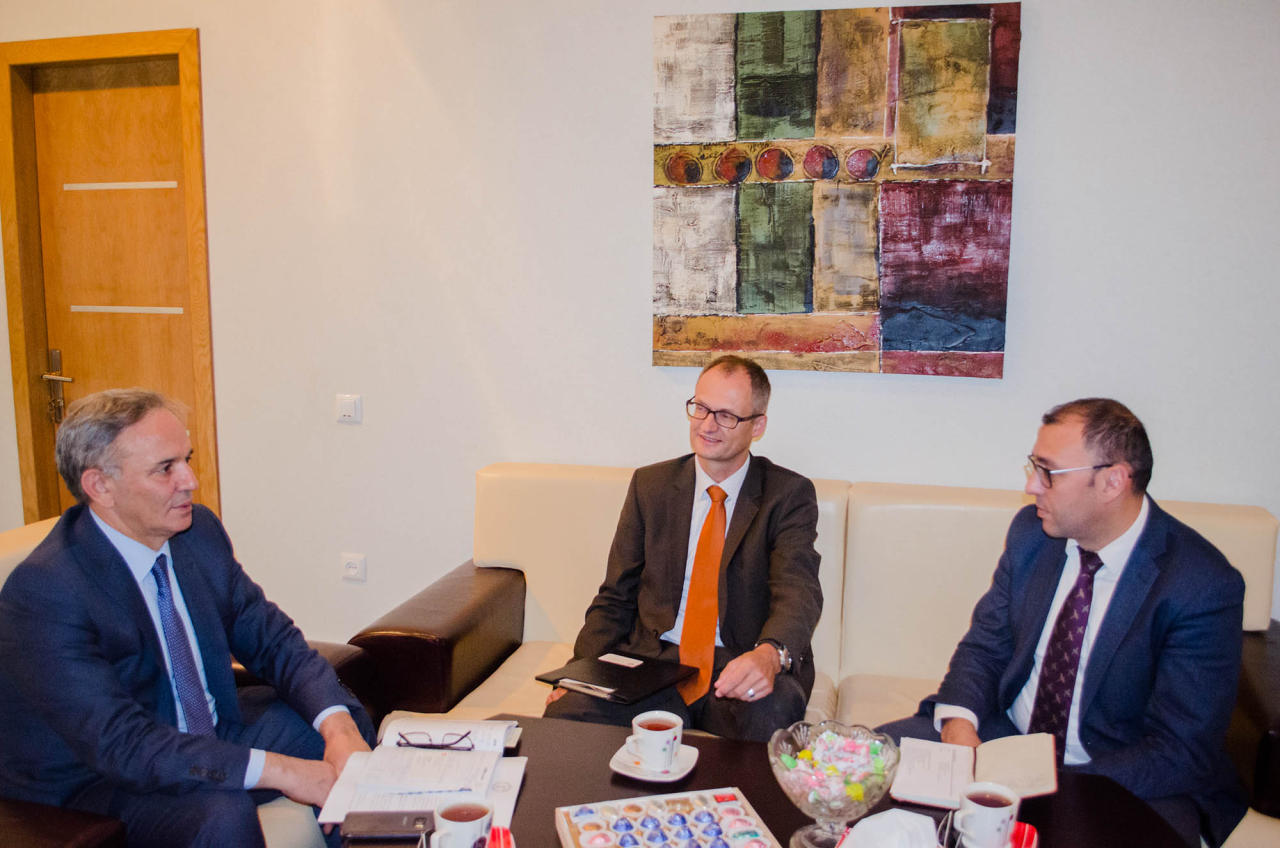 Mətbuat Şurası İsveçrənin Azərbaycandakı Səfirliyi ilə əməkdaşlıq edəcək