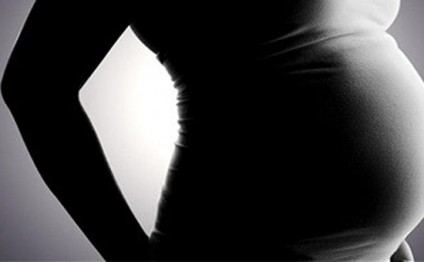 Toy gecəsi gəlinin başqasından 6.5 aylıq hamilə olduğu öyrənildi