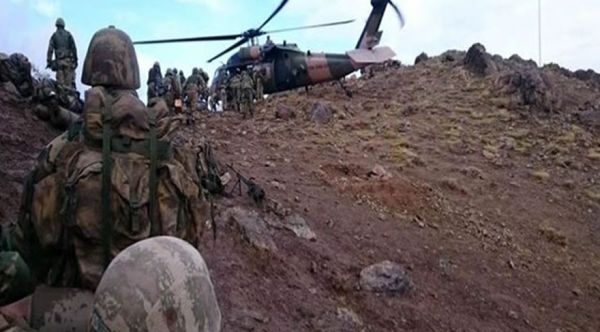 Türkiyədən yenə üzücü xəbər... - 3 hərbçi şəhid oldu