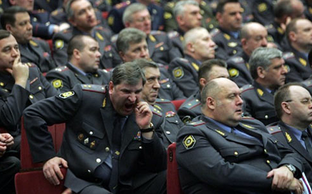 Putin Daxili İşlər Nazirliyinin 4 generalını istefaya göndərdi