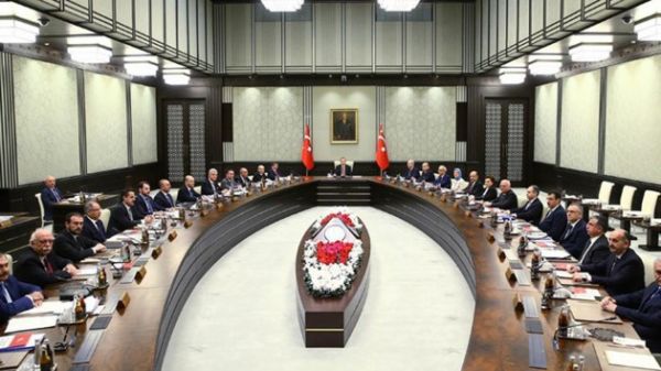 Nazirlər kabinetinin toplantısı - 8 saat davam etdi