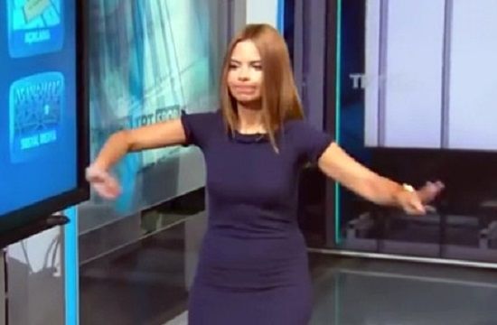 Tanınmış aparıcı efir öncəsi 