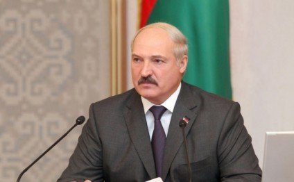 Lukaşenko Bakıya gəlir