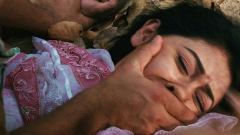 Bakıda DƏHŞƏT: Ər arvadını dostlarının gözü qarşısında zorladı