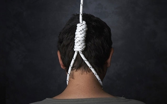 Azərbaycanda 16 yaşlı yeniyetmə özünü asdı