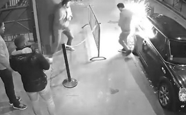 Elektron siqaretlər partlayır — Ehtiyatlı olun! + VİDEO