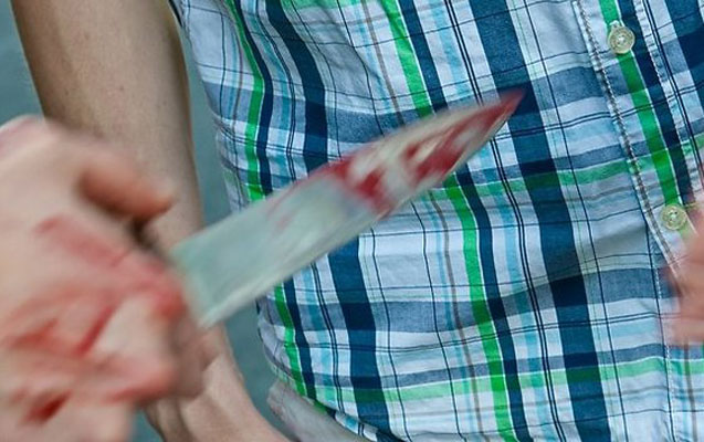 Bakıda 1-ci kurs tələbəsi bıçaqlandı - Video