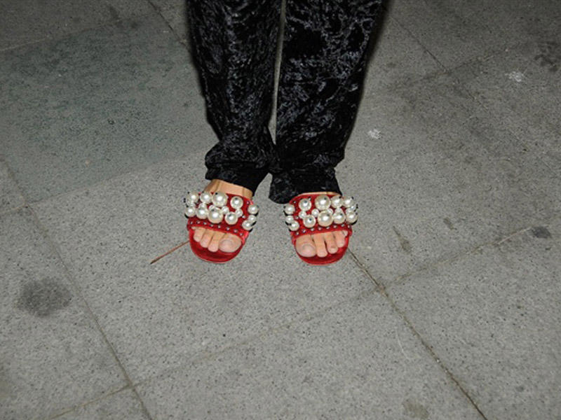 Cazibədar biznes ledinin 750 dollarlıq çəkələyi - FOTO