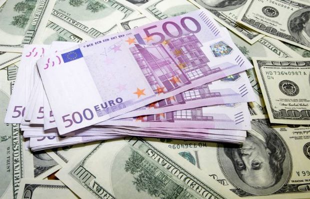 Dollar və avronun alış-satış qiymətləri