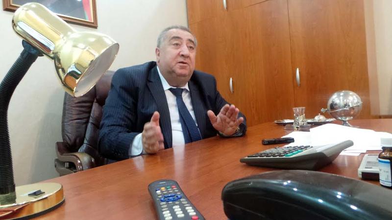 Koçaryana bilet alıb özümlə ora aparmışdım ki, çamadanlarımı daşısın- erməniyə yük daşıtdıran azərbaycanlı